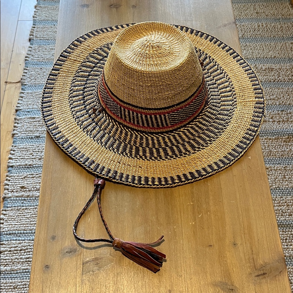 Stylish Straw Sun Hat with Tassel